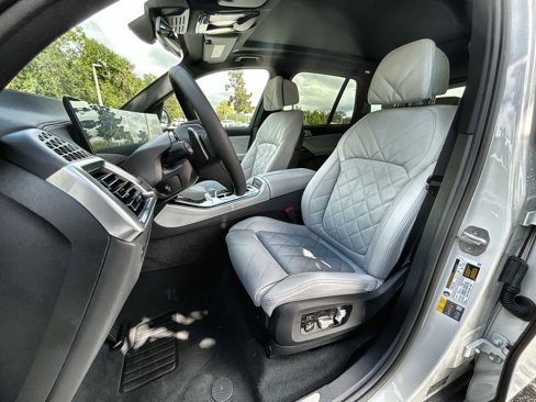 New 2026 BMW X5 xDrive50e w/ Premium Package image 13