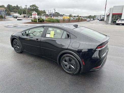 New 2026 Toyota Prius LE image 3