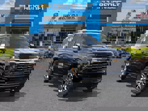 New 2026 Chevrolet Suburban Premier image 7