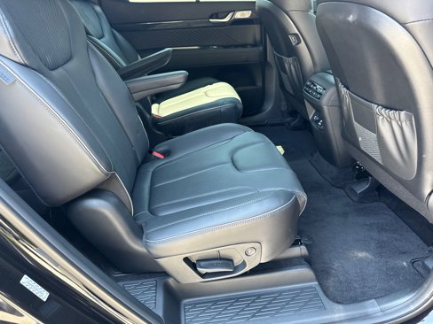 Used 2025 Hyundai Palisade Calligraphy image 15