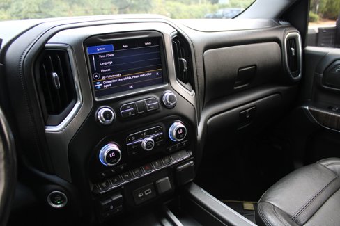 Used 2022 GMC Sierra 3500 Denali w/ Denali Ultimate Package image 12