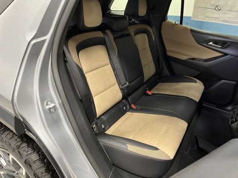 New 2026 Chevrolet Equinox ACTIV w/ Convenience Package III image 33