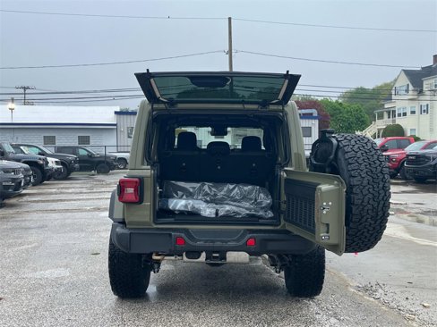 New 2025 Jeep Wrangler Unlimited Rubicon 392 image 4