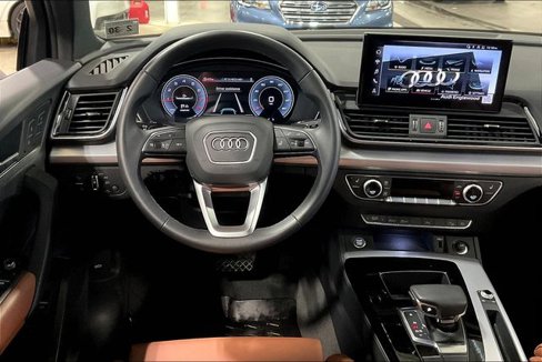 Certified 2025 Audi Q5 2.0T Premium image 5