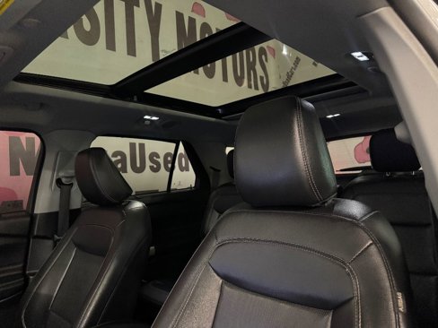 Used 2021 Ford Explorer Limited w/ Equipment Group 301A image 19