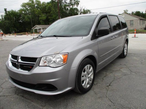 Used 2016 Dodge Grand Caravan SE w/ Quick Order Package 29E SE image 9