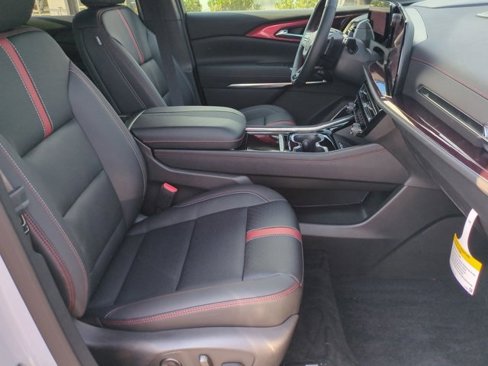 New 2026 Chevrolet Traverse RS w/ LPO, Floor Liner Package image 29