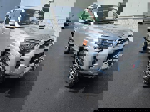 Certified 2021 Toyota 4Runner TRD Off-Road Premium image 1
