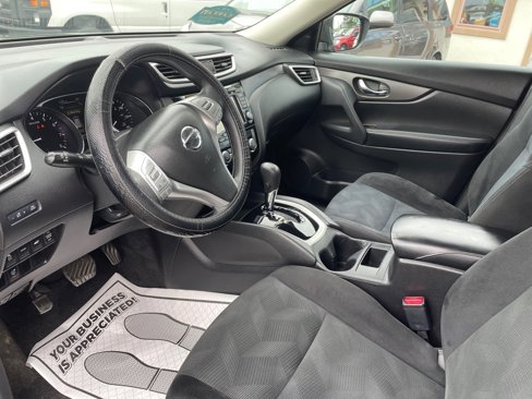 Used 2014 Nissan Rogue SV w/ SV Premium Package image 11