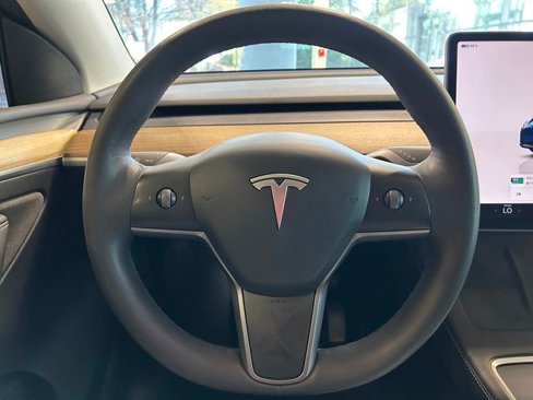 Used 2023 Tesla Model Y Long Range image 25