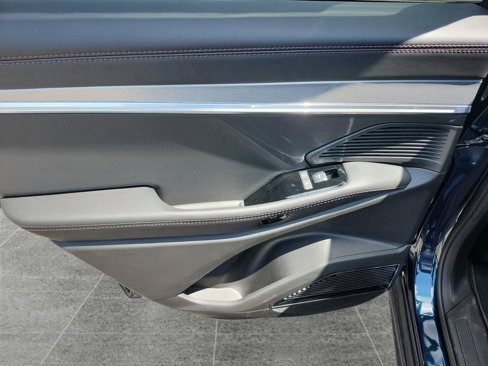 New 2025 Jeep Wagoneer Launch Edition image 35