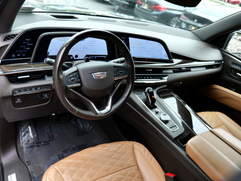 Used 2022 Cadillac Escalade Premium Luxury image 14