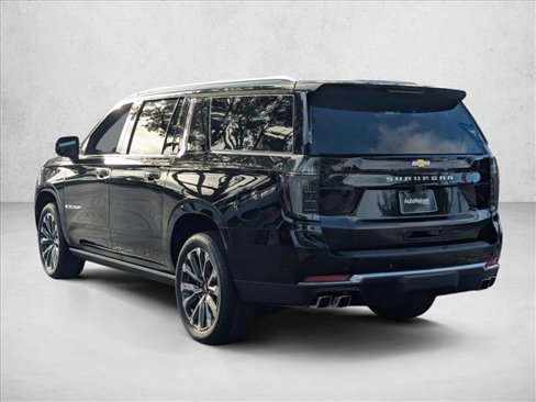 New 2026 Chevrolet Suburban High Country image 8
