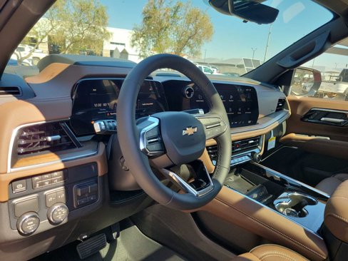 New 2026 Chevrolet Suburban High Country image 2