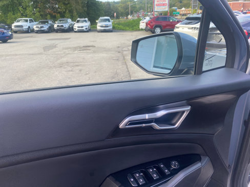 Used 2025 Kia Sportage EX w/ Premium Package image 18