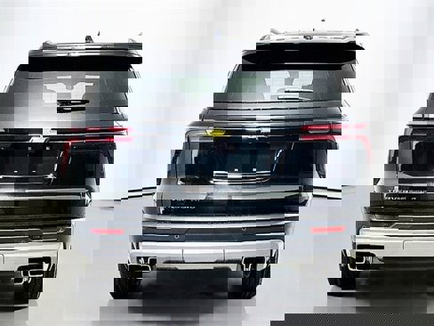 New 2026 Chevrolet Traverse LT w/ LPO, Floor Liner Package image 5