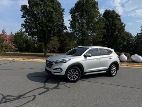 Used 2018 Hyundai Tucson SEL image 1