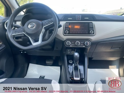 Used 2021 Nissan Versa SV image 11