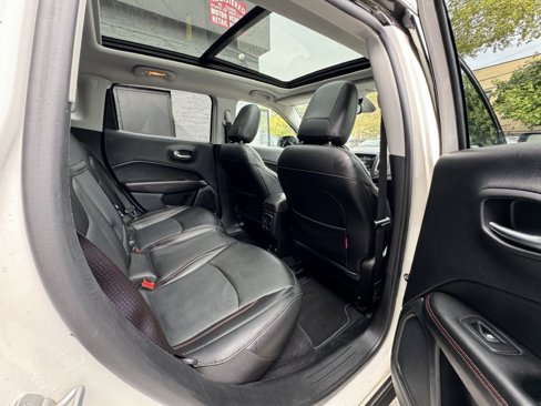 Used 2019 Jeep Compass Trailhawk w/ Leather Interior Group image 21