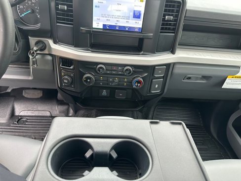 New 2025 Ford F250 XL image 17