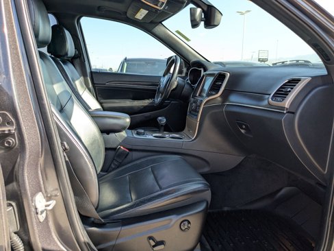 Used 2015 Jeep Grand Cherokee Limited w/ Luxury Group II image 21