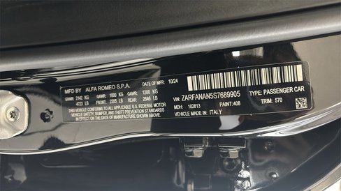 New 2025 Alfa Romeo Giulia AWD image 17