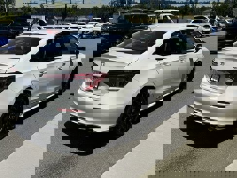 Used 2023 Honda Civic Sport image 6