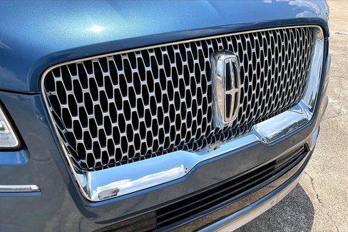 Used 2019 Lincoln Navigator Reserve image 34