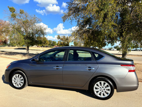 Used 2015 Nissan Sentra SV w/ Navigation Package image 3