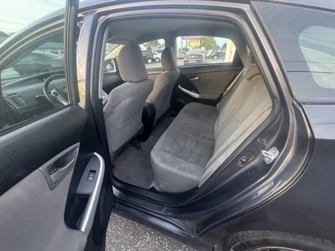 Used 2014 Toyota Prius Three image 7