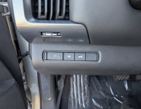 New 2025 Nissan Pathfinder SL w/ Cargo Package image 13