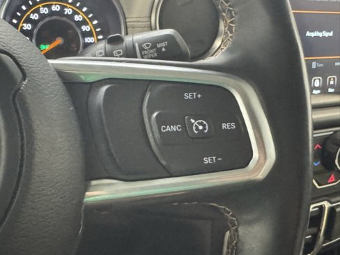 Used 2022 Jeep Wrangler Unlimited Sahara image 17