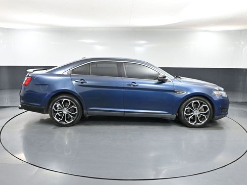 Used 2016 Ford Taurus SHO w/ Equipment Group 401A image 4