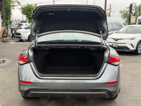 Used 2022 Nissan Sentra SV image 10