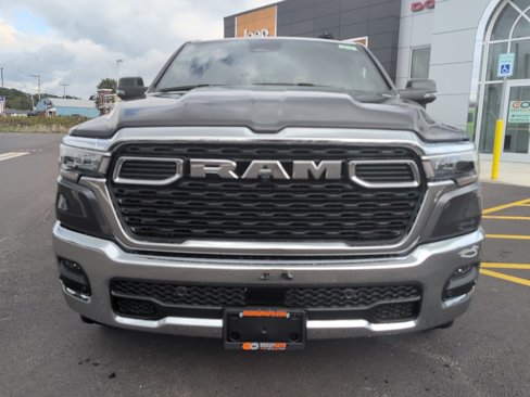 New 2025 RAM 1500 4x4 Crew Cab image 2