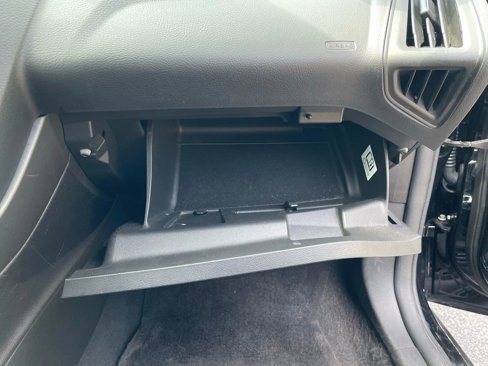 Used 2016 Ford Focus SE w/ Equipment Group 201A image 26