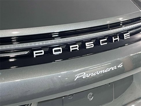 New 2025 Porsche Panamera 4 image 12