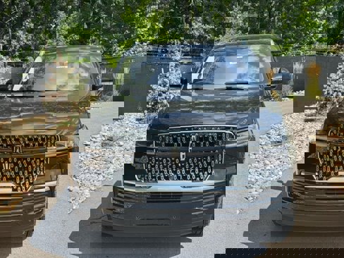 New 2025 Lincoln Navigator L Reserve image 8