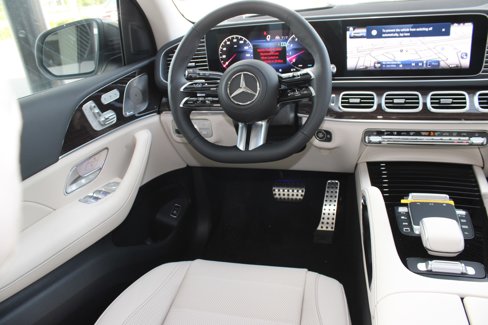 New 2025 Mercedes-Benz GLS 450 4MATIC image 31