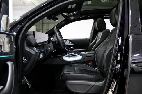 Used 2023 Mercedes-Benz GLS 580 4MATIC image 10