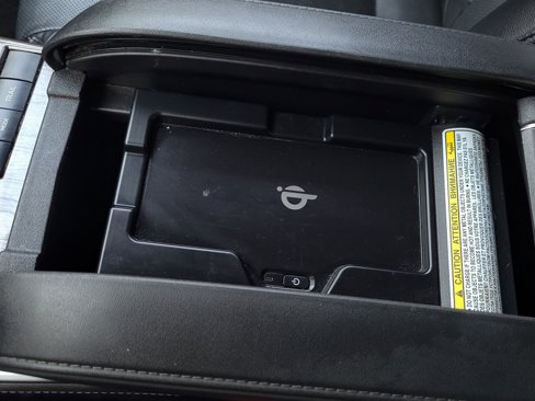 Used 2022 Toyota Highlander Platinum image 23
