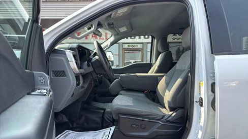 Used 2024 Ford F350 XLT image 5