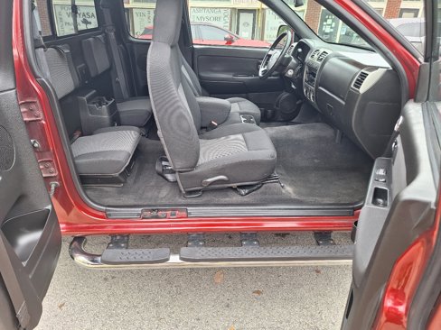 Used 2011 Chevrolet Colorado LT image 7