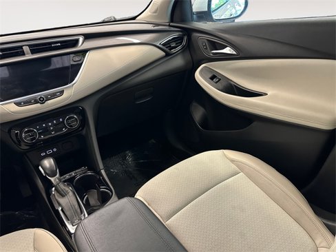 Used 2023 Buick Encore GX Select image 16
