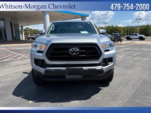 Used 2022 Toyota Tacoma SR image 4