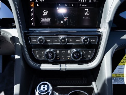 New 2025 Bentley Bentayga image 31