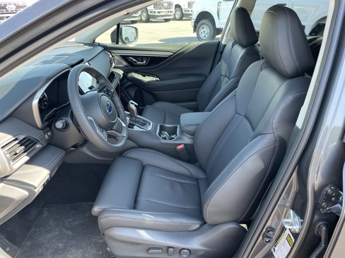 New 2025 Subaru Outback Limited image 15