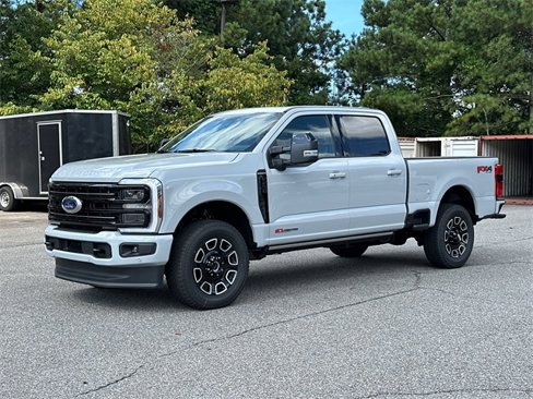 New 2025 Ford F250 Platinum image 3