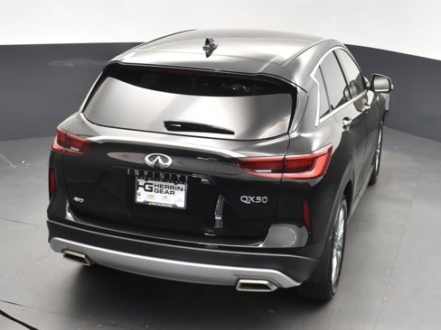 New 2025 INFINITI QX50 Pure image 35