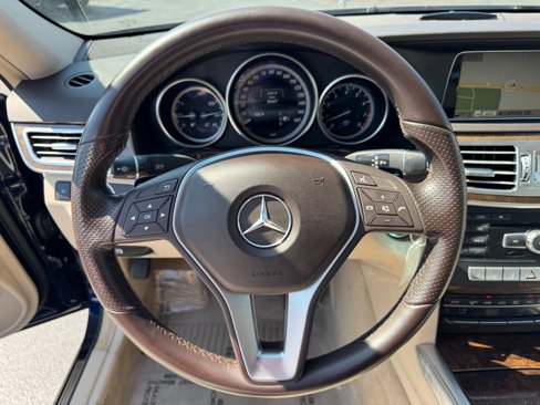 Used 2014 Mercedes-Benz E 350 4MATIC Sedan w/ Premium 1 Package image 18